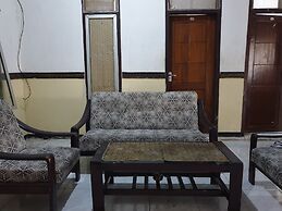 OYO Life 92622 Jatiluhur Kost Syariah