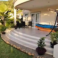 Mae Water Front Apartments