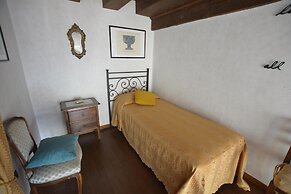 Elegant Apartment for 3 in Firenze With Elevator