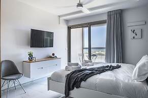 HaTsuk Sea-View Studio by Sea N' Rent