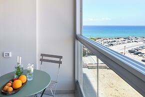 HaTsuk Sea-View Studio by Sea N' Rent