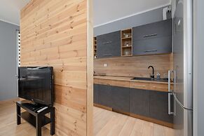 Osiedle Avia Apartment by Renters