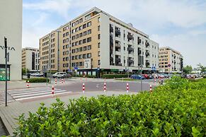 Osiedle Avia Apartment by Renters