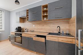 Osiedle Avia Apartment by Renters