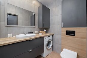 Osiedle Avia Apartment by Renters