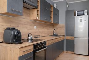 Osiedle Avia Apartment by Renters
