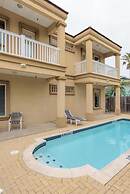 Condo in Quiet 4plex Close to Beach & Pool!