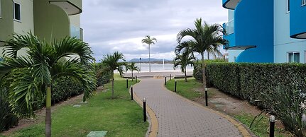 Golden entre o mar e a lagoa