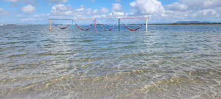 Golden entre o mar e a lagoa