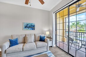 2 bedroom Tampa Condo at Private Golf Course 2 Condo by RedAwning