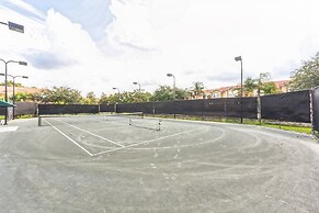 2 bedroom Tampa Condo at Private Golf Course 2 Condo by RedAwning