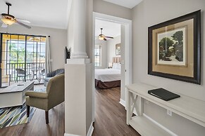 2 bedroom Tampa Condo at Private Golf Course 2 Condo by RedAwning