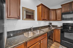 2 bedroom Tampa Condo at Private Golf Course 2 Condo by RedAwning