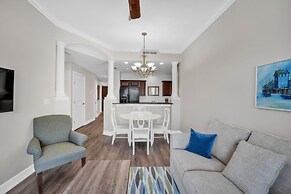 2 bedroom Tampa Condo at Private Golf Course 2 Condo by RedAwning