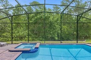 7 Bedrooms Storey Lake Resort Home