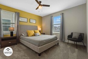 9 Bedrooms S / Storey Lake Home by RedAwning