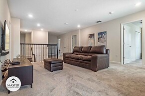 9 Bedrooms S / Storey Lake Home by RedAwning