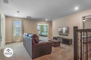 9 Bedrooms S / Storey Lake Home by RedAwning