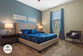 9 Bedrooms S / Storey Lake Home by RedAwning