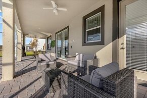 9 Bedroom Champions Gate Home by RedAwning