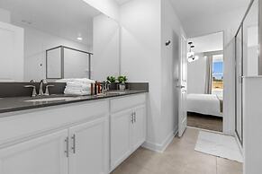 9 Bedroom Champions Gate Home by RedAwning