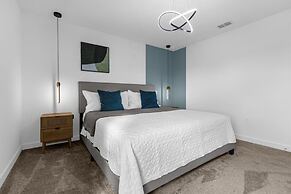 9 Bedroom Champions Gate Home by RedAwning