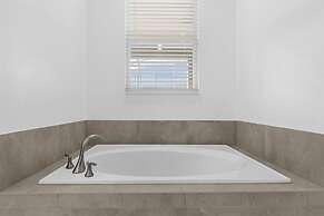 9 Bedroom Champions Gate Home by RedAwning