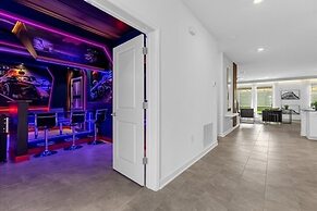 9 Bedroom Champions Gate Home by RedAwning