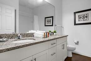 3 Bedrooms S / Lucaya Village Townhouse by RedAwning