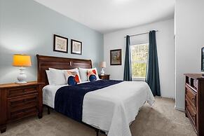 3 Bedrooms S / Lucaya Village Townhouse by RedAwning