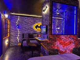 8 Bedrooms/ Champions Gate Home