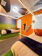 8 Bedrooms/ Champions Gate Home
