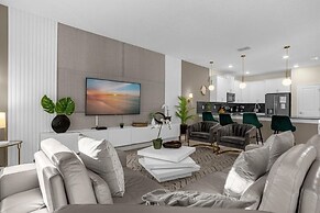 9 Bed Home Storey Lake 9 Bedroom Home by RedAwning