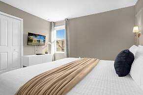 9 Bed Home Storey Lake 9 Bedroom Home by RedAwning