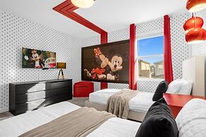 9 Bed Home Storey Lake 9 Bedroom Home by RedAwning