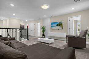 9 Bed Home Storey Lake 9 Bedroom Home by RedAwning