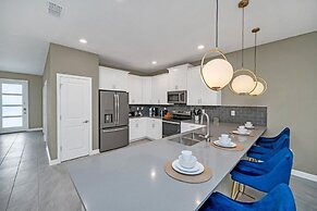 9 Bedroomss/ Storey Lake Game Room Too Home by RedAwning