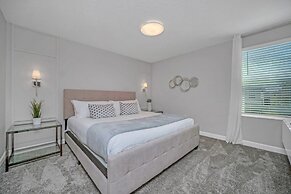 9 Bedroomss/ Storey Lake Game Room Too Home by RedAwning