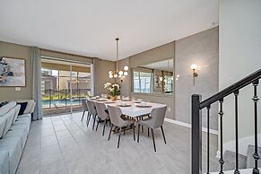 9 Bedroomss/ Storey Lake Game Room Too Home by RedAwning