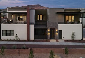 Villa #34 At Bloomington Country Club 3 Bedroom Condo by RedAwning