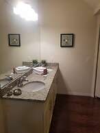 3 Bed 2 Bath Condo In Lucaya Village Near Disney 3 Bedroom Townhouse b
