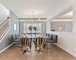 9 Bed 6.5 Bath Solara Resort 9 Bedroom Home by RedAwning