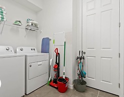 9 Bed 6.5 Bath Solara Resort 9 Bedroom Home by RedAwning