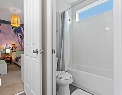 9 Bed 6.5 Bath Solara Resort 9 Bedroom Home by RedAwning