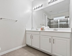 9 Bed 6.5 Bath Solara Resort 9 Bedroom Home by RedAwning