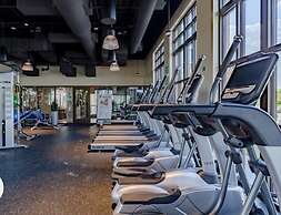 9 Bed 6.5 Bath Solara Resort 9 Bedroom Home by RedAwning