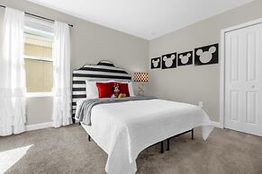 9 Bed Storey Lake Star Wars Dream Home 9 Bedroom Home by RedAwning