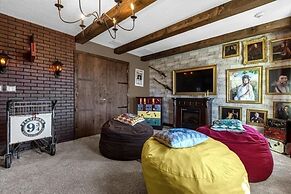 9 Bed Storey Lake Star Wars Dream Home 9 Bedroom Home by RedAwning