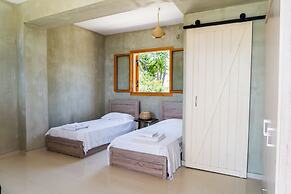 Exoristoi Nature Suites