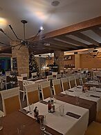 Hotel Serdar